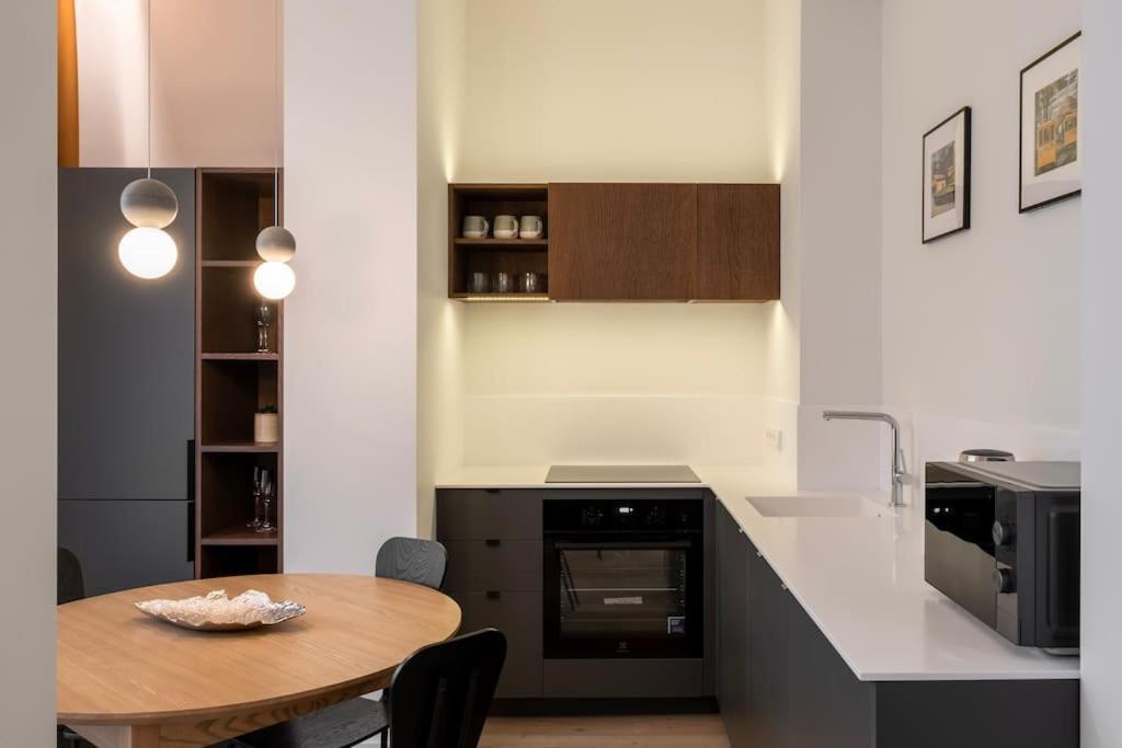 Downtown Getaway By Prime I Huoneisto *